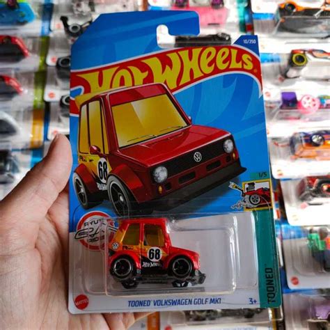 Hot Wheels Hotwheels Tooned Volkswagen Golf Mk Merah Red Lot F Lazada Indonesia