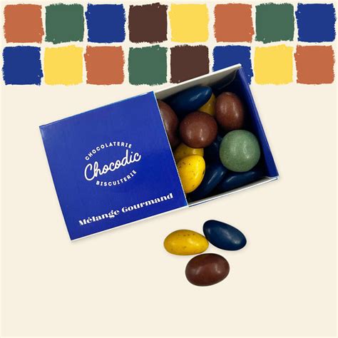 Coffret F Te Des P Res Assortiment De Gourmandises Chocolat Es Et Drag Es