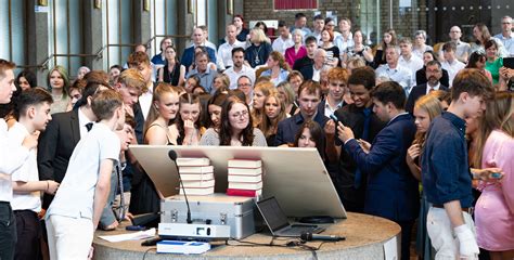 Gymnasium am Wirteltor Aktivitäten Feier für den Abiturjahrgang 2023