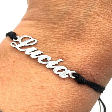 Pulseras con nombre mujer Las más originales y al mejor precio