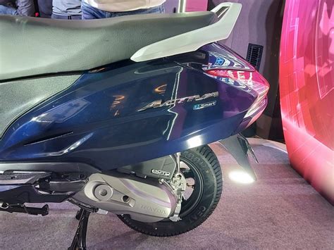 Honda Activa G Launched At Rs Gets Smart Key Feature