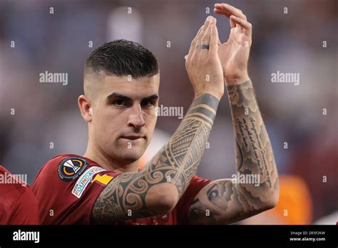 Budapest Hungary St May Gianluca Mancini Of As Roma Applauds