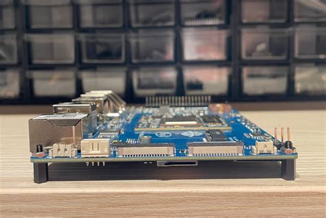 Banana Pi BPi ARMSoM W3 Recenzija Magazin Mehatronika