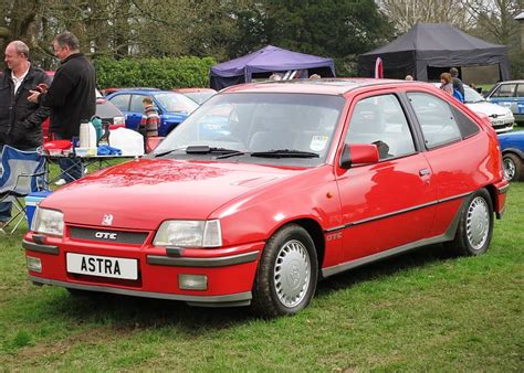 Why The Vauxhall Astra Gte 16v Deserves Your Rose Tinted Specs Influx