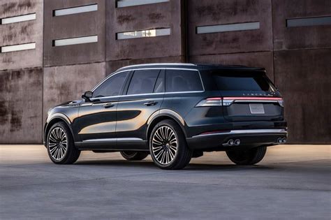 2022 Lincoln Aviator Pictures 103 Photos Edmunds