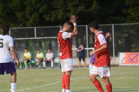 Calcio Serie C Goleada Del Mantova Nel Primo Test Stagionale Al