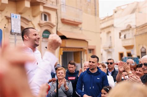 Il PM jgħid li kull ġimgħa l Gvern se jibqa jħabbar miżuri b risq il