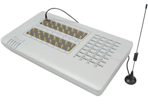 GoIP 32 (5 дБ) - GSM-VoIP-шлюз GoIP32 с длинными антеннами [GoIP32_long ...