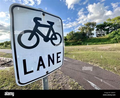 Bicycle lane sign Stock Photo - Alamy