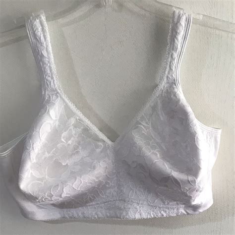 Playtex Intimates And Sleepwear Playtex Full Figure Wireless Bra Size 42dd Poshmark