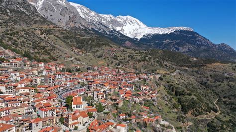 Arachova it is nicknamed the "Mykonos of the Winter".