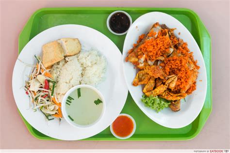 Mat Noh And Rose Review Muslim Owned Ginger Fried Chicken Rice At Whampoa Market Eatbooksg