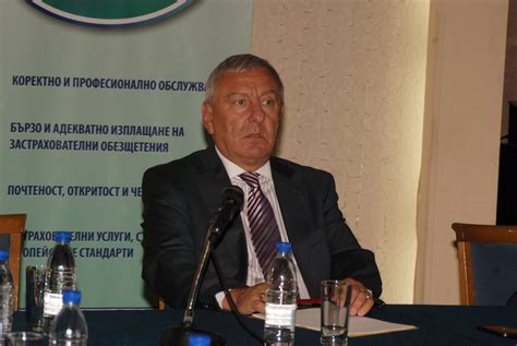 Петрозар Петков
