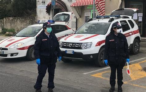 Provocano Incidenti E Scappano Rintracciati Dalla Polizia Municipale