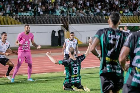 Na Arena da Baixada só mulheres e crianças Maringá FC encara Furacão