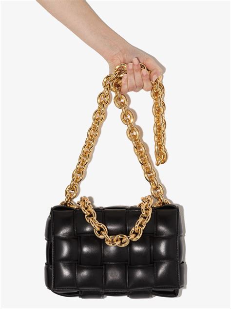 Bottega Veneta Leather The Chain Cassette Shoulder Bag In Black Lyst