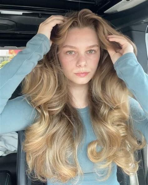 Tess Holloway Teszzx On Tiktok In 2024 Hair Styles Hair Blonde