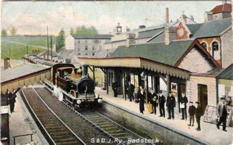 Southern Railway The Concrete Construction Of Colorful Railway Stations