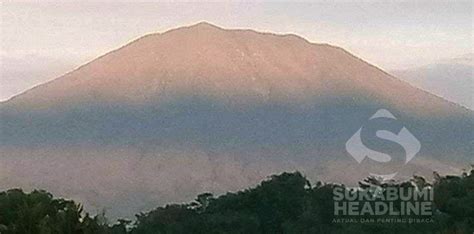 Waspada Warga Sukabumi Dampak Gempa Cianjur Puncak Gunung Gede