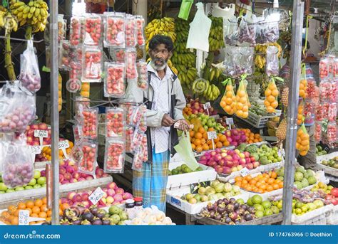 Nuwara Eliya, Sri Lanka: 03/20/2019: Traditional Fruit and Veg Shop ...