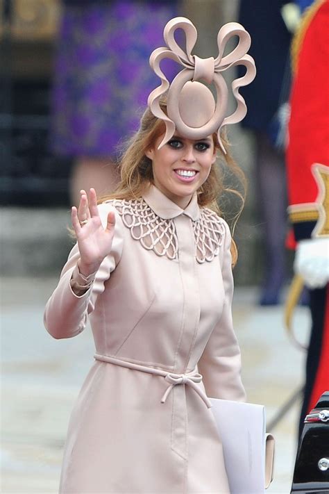 Prinzessin Beatrice Ihre Royalen Looks Im Wandel Gala De