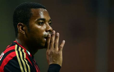 Condamn Ans De Prison Pour Viol En Italie Robinho Pourrait Purger