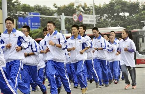 Why Korean Students are Jealous of China's 'Ugly' School Uniforms