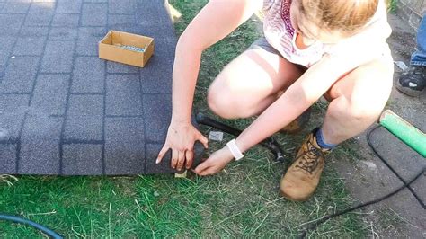 How to Felt a Shed Roof + Tips & Tricks - The Carpenter's Daughter