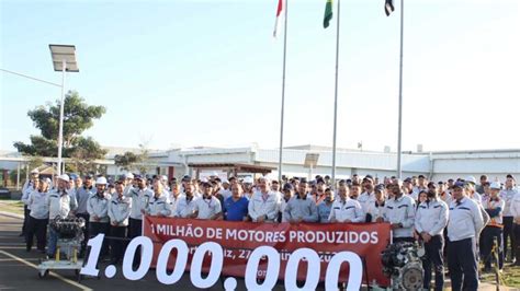 Toyota celebra 1 milhão de motores produzidos na planta de Porto Feliz