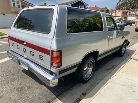 Dodge Ramcharger Suv Grey Rwd Automatic Ad Classic Dodge