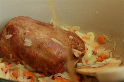 How To Cook A Ham Shank In The Oven Livestrong