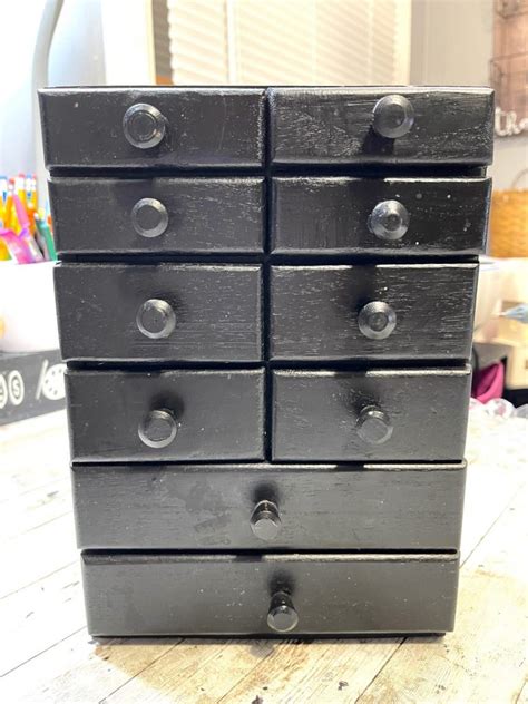 DIY Chest Of Drawers Makeover