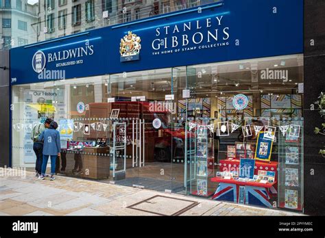 Stanley Gibbons And Baldwins Showroom And Hq At 399 The Strand London