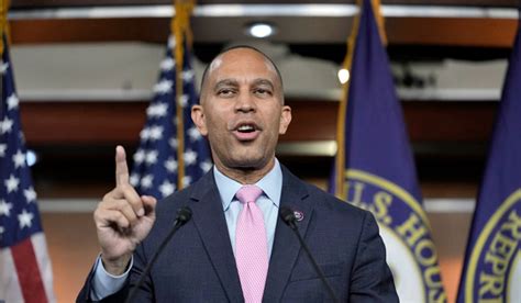 Us Hakeem Jeffries Elected To Lead House Democrats The Week