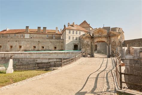 Home Chateau De Joux