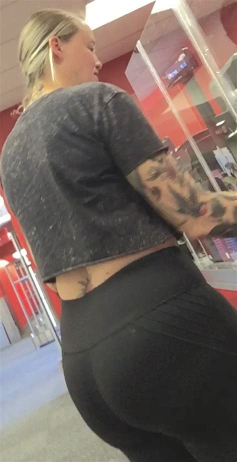 Tatted Target Pawg Milf Spandex Leggings Yoga Pants Forum