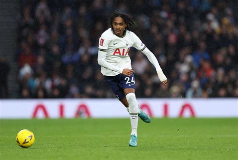 How Much Genoa Can Now Sign Djed Spence From Tottenham For