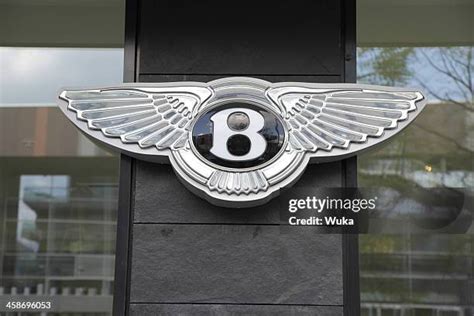 Bentley Car Symbol Stock Fotos Und Bilder Getty Images