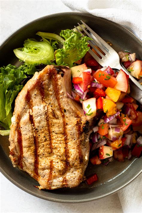 Grilled Pork Chops With Peach Salsa Lexi S Clean Kitchen