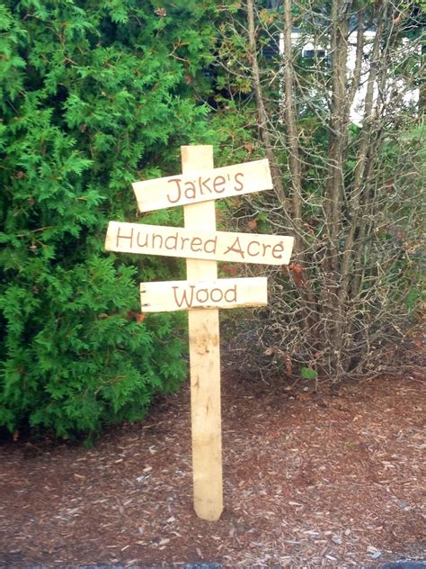 Winne The Pooh Hundred Acre Wood Sign Made With A Pallet Outdoor