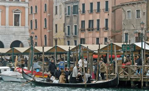 Interesting Facts About The Rialto Bridge Ultimate List