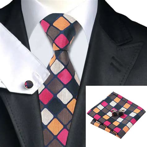 Ls 1138 Special Offer Men`s Tie Brand Classic Plaid 100 Silk Tiehankycufflinks Sets For