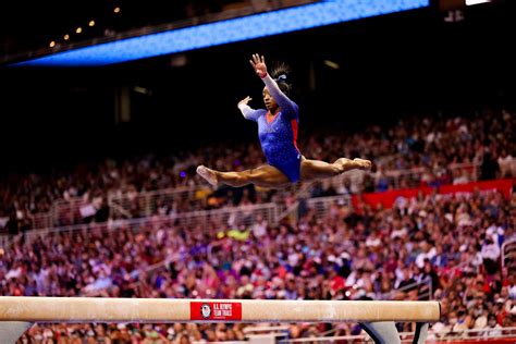 Simone Biles cuánto vale y cuánto gana por sus medallas GQ