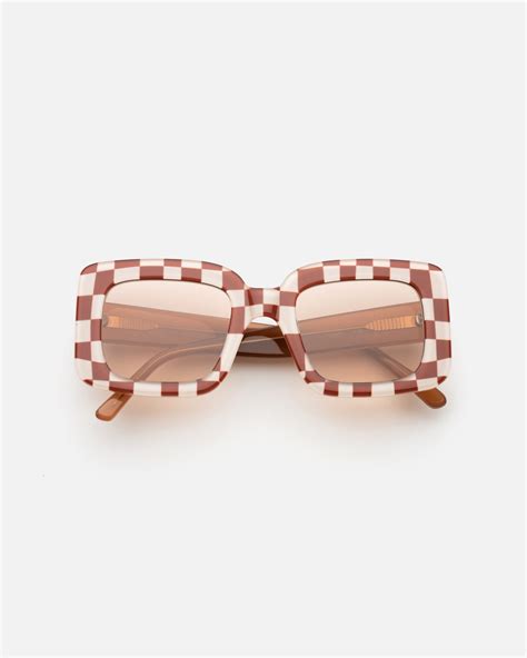 Lu Goldie — ‘mia Sunglasses In Choc Check