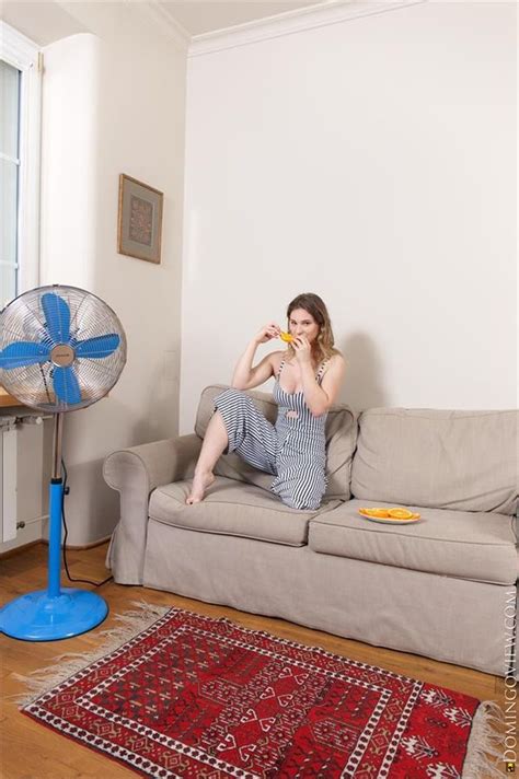 Ruby Bigboobs Naked Teenager Plays With Orange Photo Gallery Porn Pics Sex Photos XXX GIFs