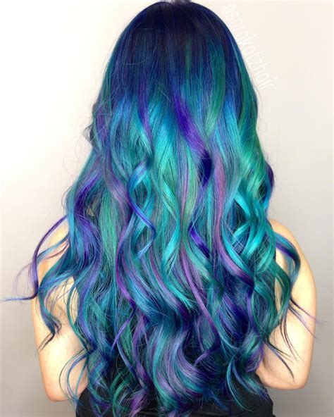 See This Instagram Photo By Sarakatzhair 242 Likes Peacock Hair