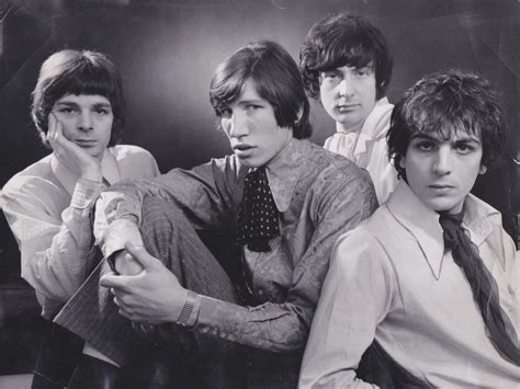 Pink Floyd – 1967 Vintage EMI Pink Floyd Photograph (With Syd Barrett)