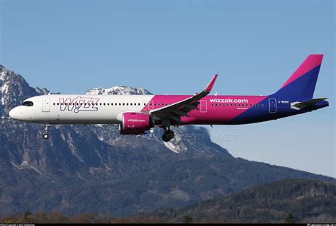 G WUNC Wizz Air UK Airbus A321 271NX Photo By Karl Dittlbacher ID