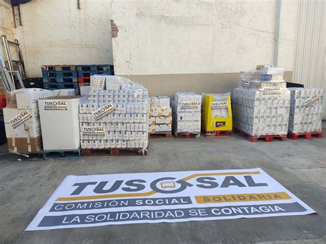 La Plantilla De TUSGSAL DIREXIS Reparteix 14 000 Quilos De Menjar Entre