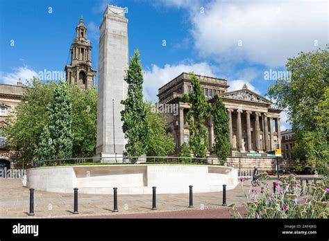 Harris Museum Cenotaph And Art Gallery Market Square Preston City